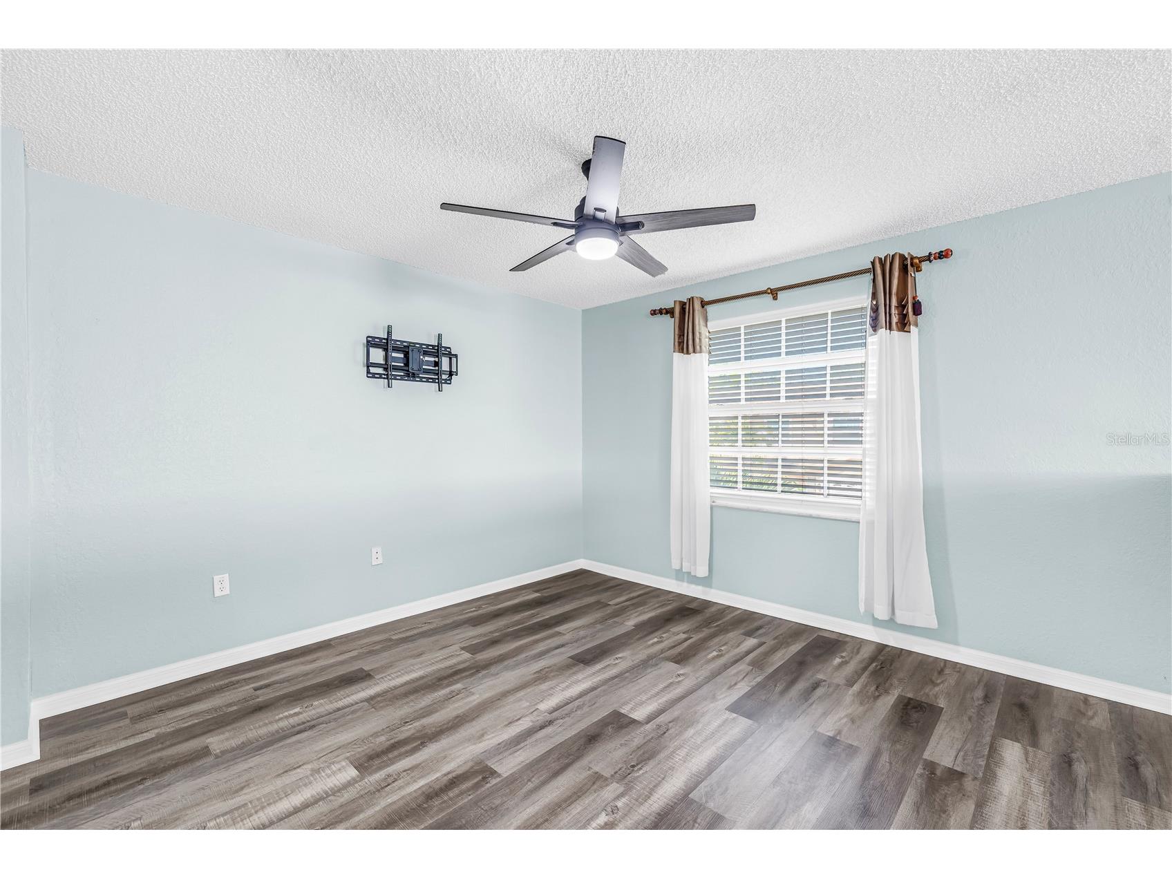 9049 Antigua Drive Seminole FL 33777 TB8460699 image23
