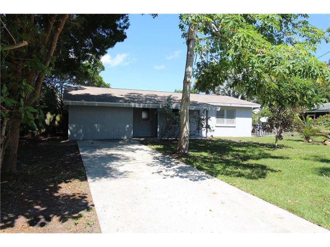 905 68th Avenue W Bradenton FL 34207 A4581308 image1