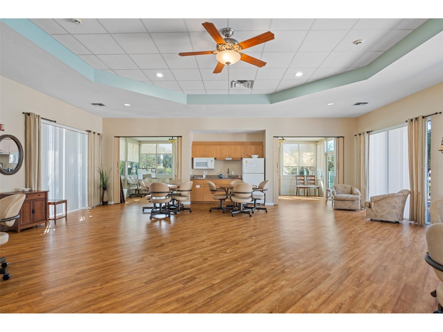 905 Barclay Court Venice FL 34293 A4678789 image43