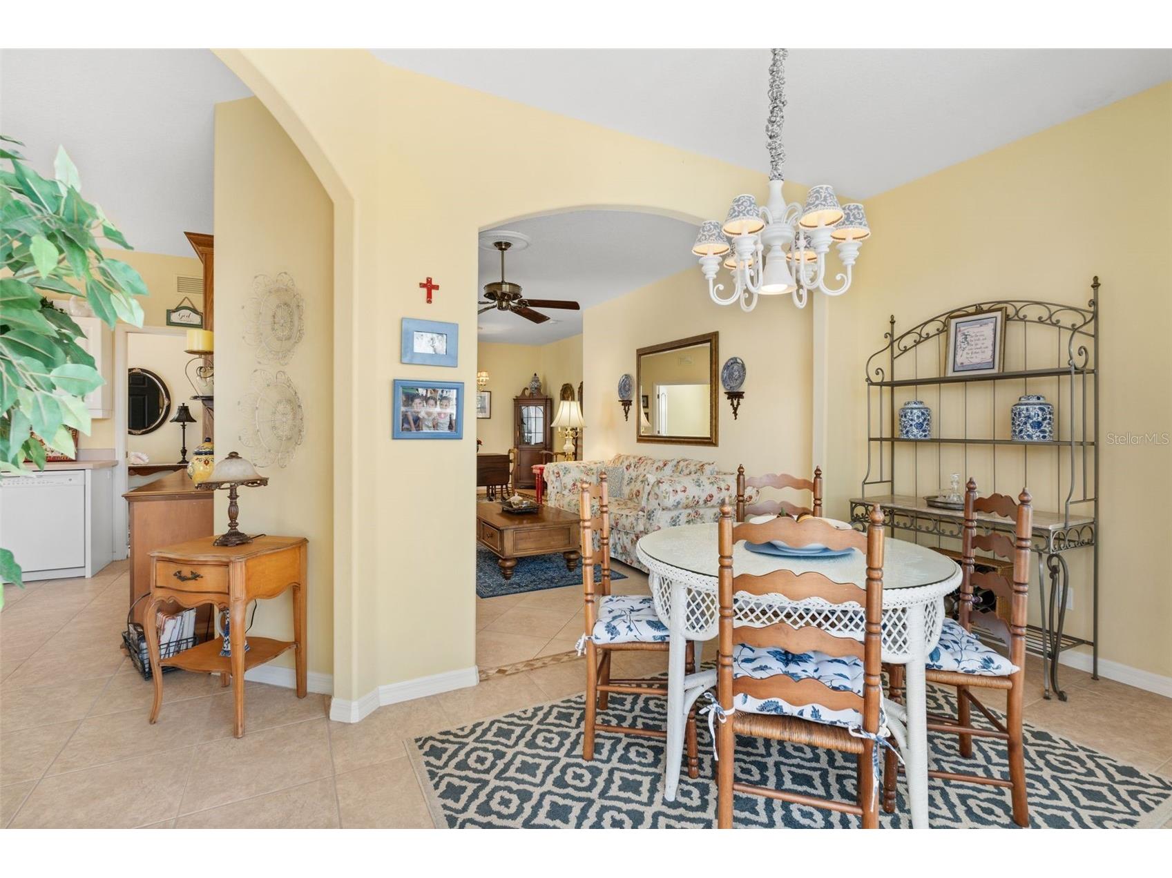 905 Barclay Court Venice FL 34293 A4678789 image6