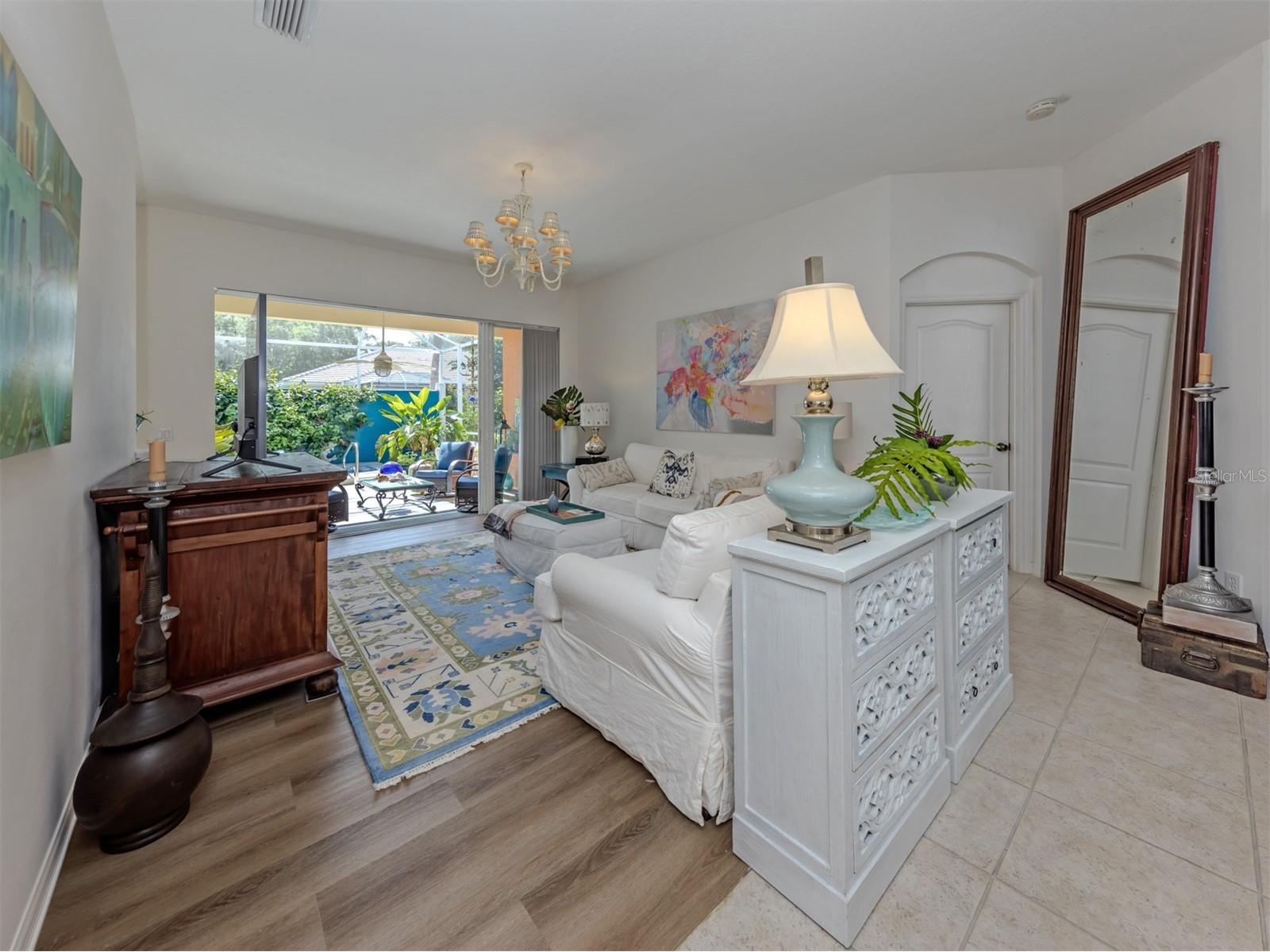 905 Bramley Court #9 Venice FL 34293 N6144741 image4