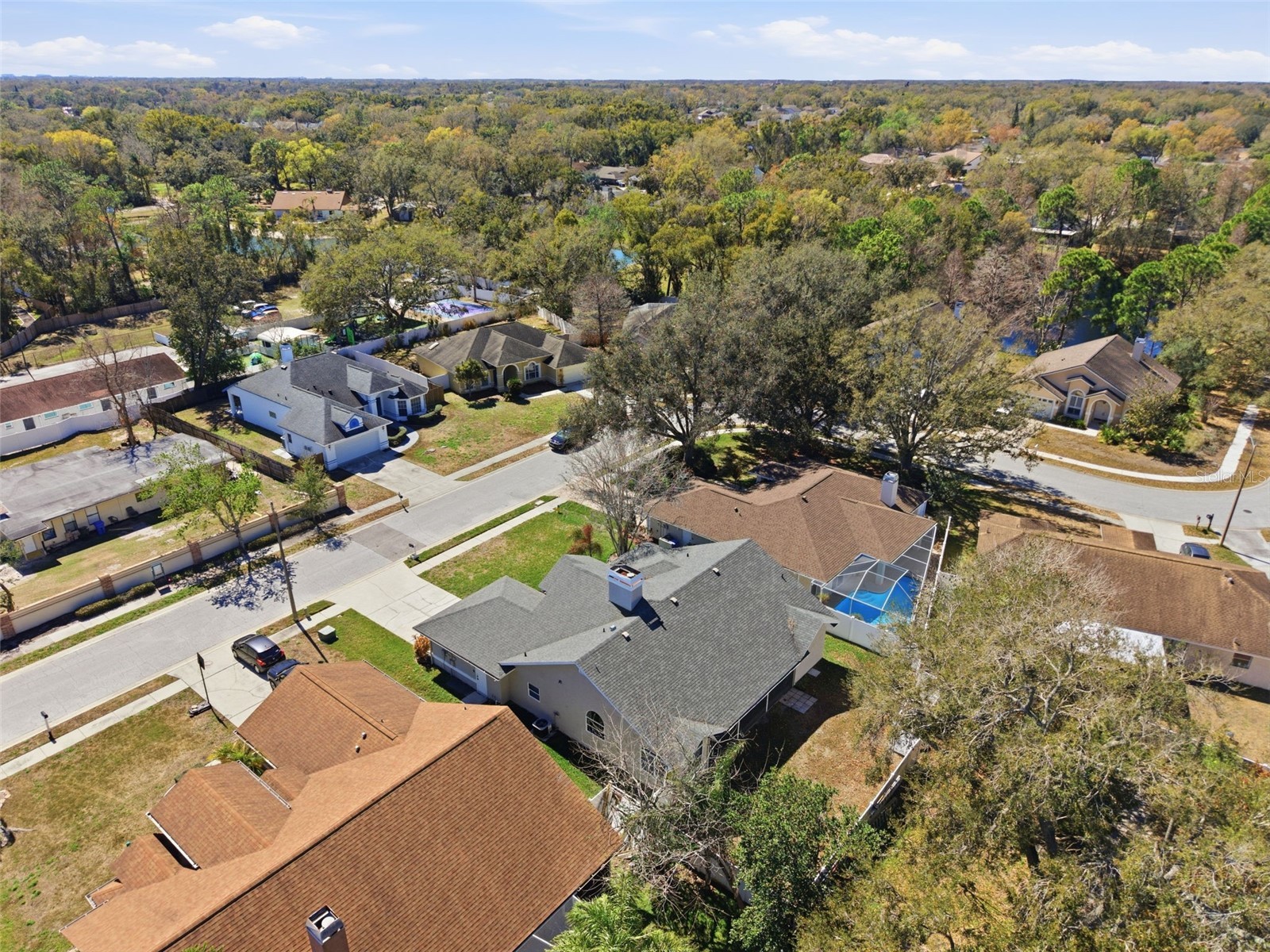 905 Clearcreek Drive Tampa FL 33613 TB8465009 image39