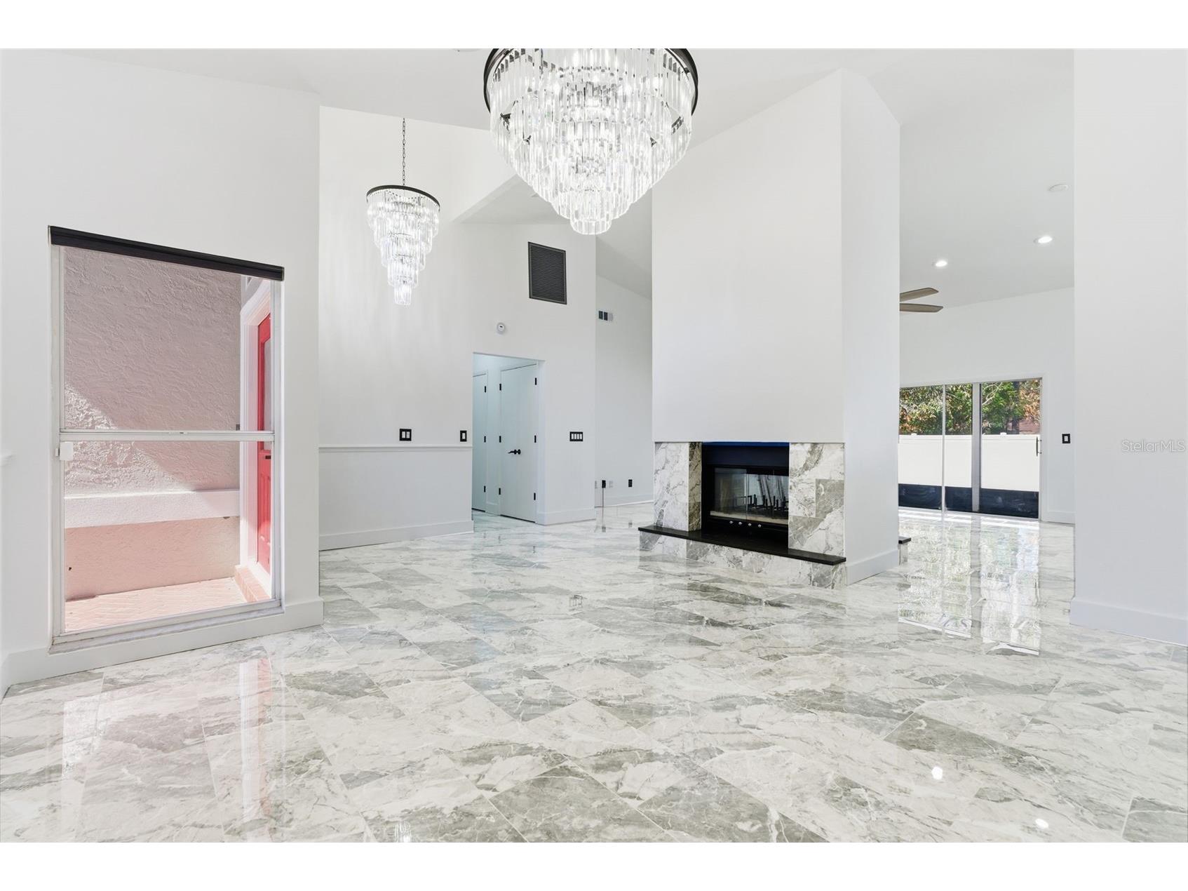 905 Clearcreek Drive Tampa FL 33613 TB8465009 image9