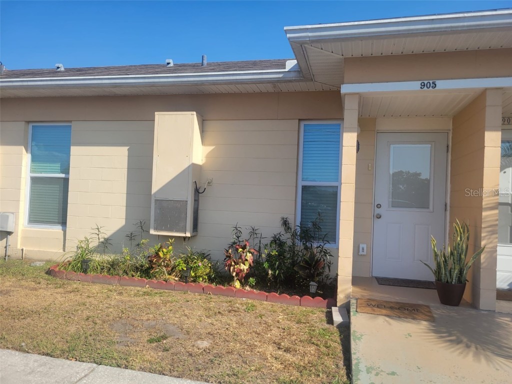 905 Club Circle Lakeshore FL 33854 S5106215 image1