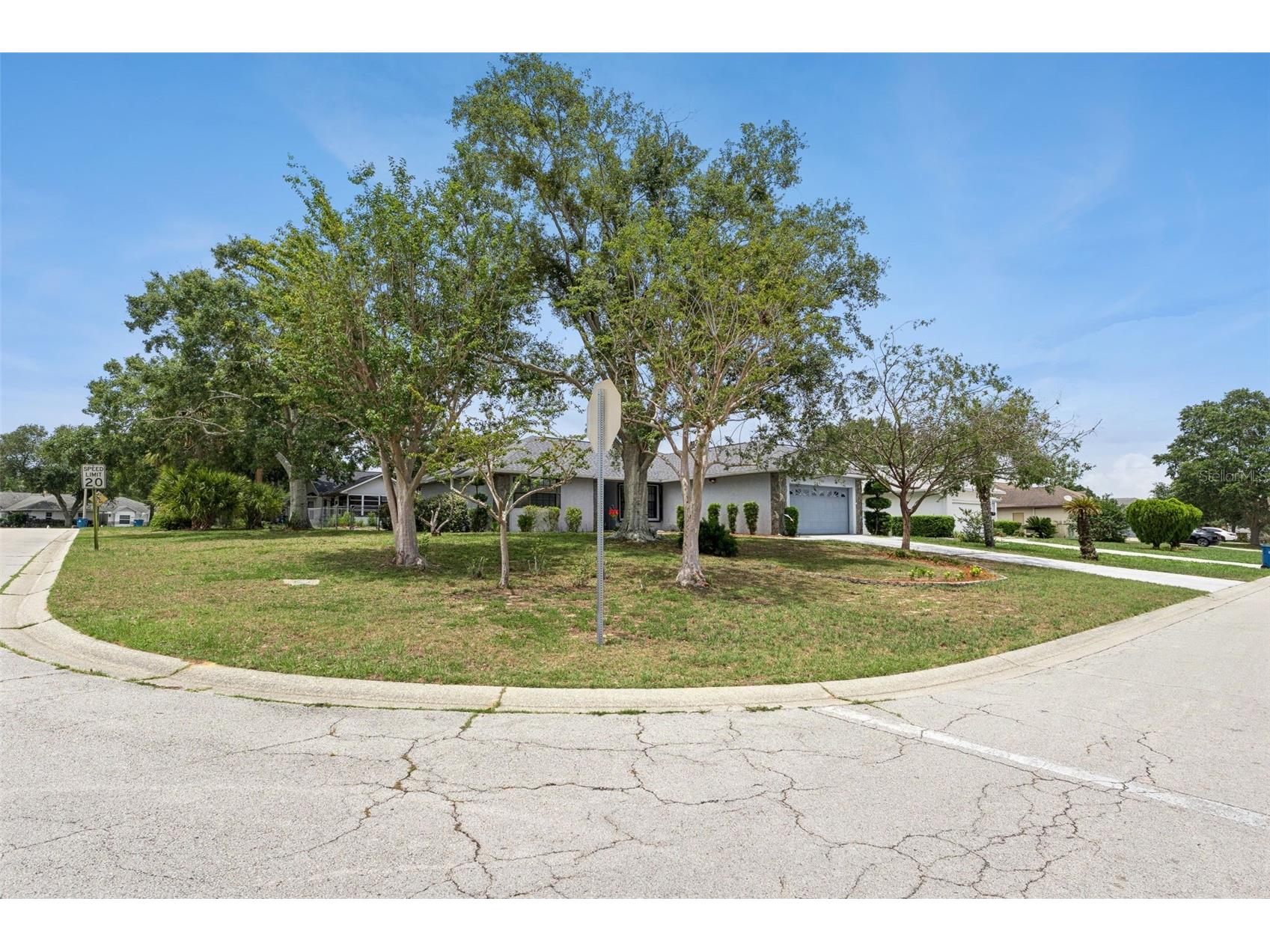 905 Devonshire Way Lake Wales FL 33853 P4938877 image22