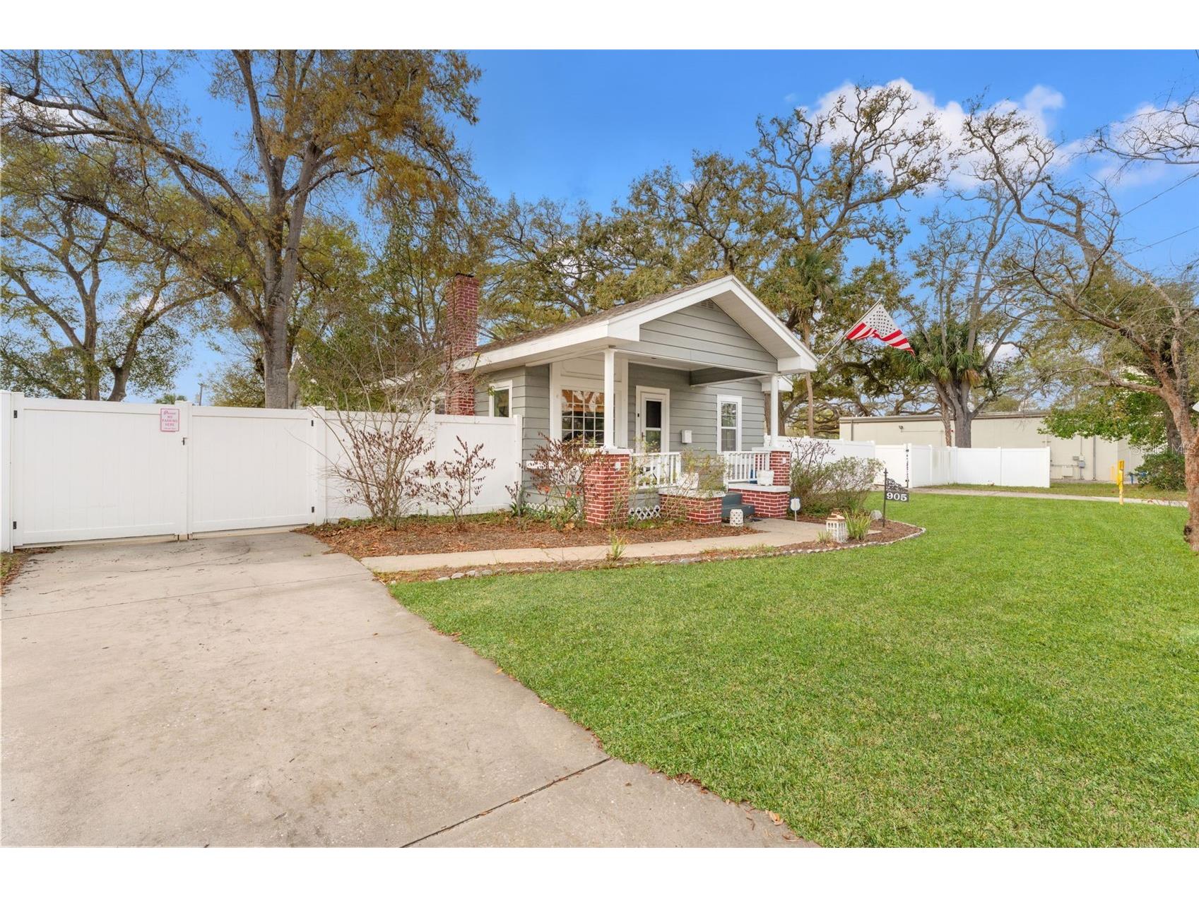 905 E Hanna Avenue Tampa FL 33604 TB8483426 image2
