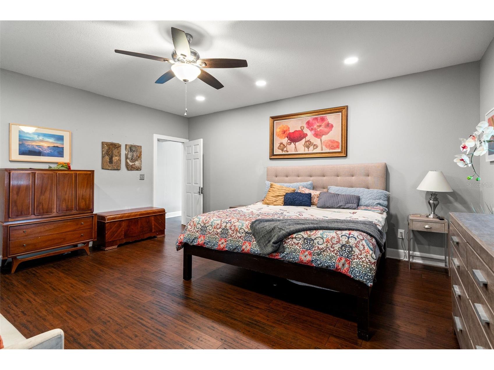 905 E Hanna Avenue Tampa FL 33604 TB8483426 image21
