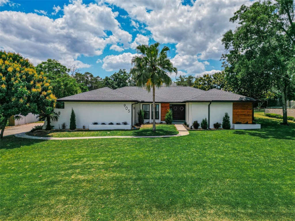 905 Foxhall Lakeland FL 33813 A4609106 image1