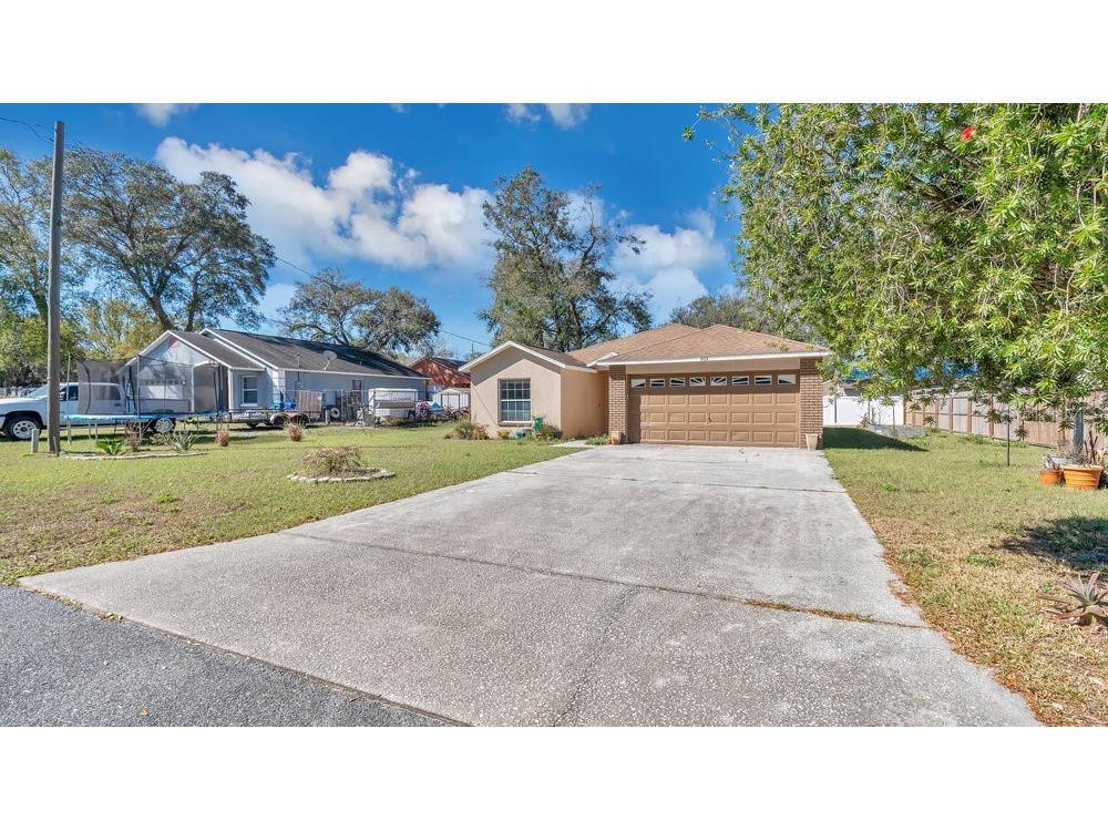 905 Ida St Wildwood FL 34785 O6277406 image1