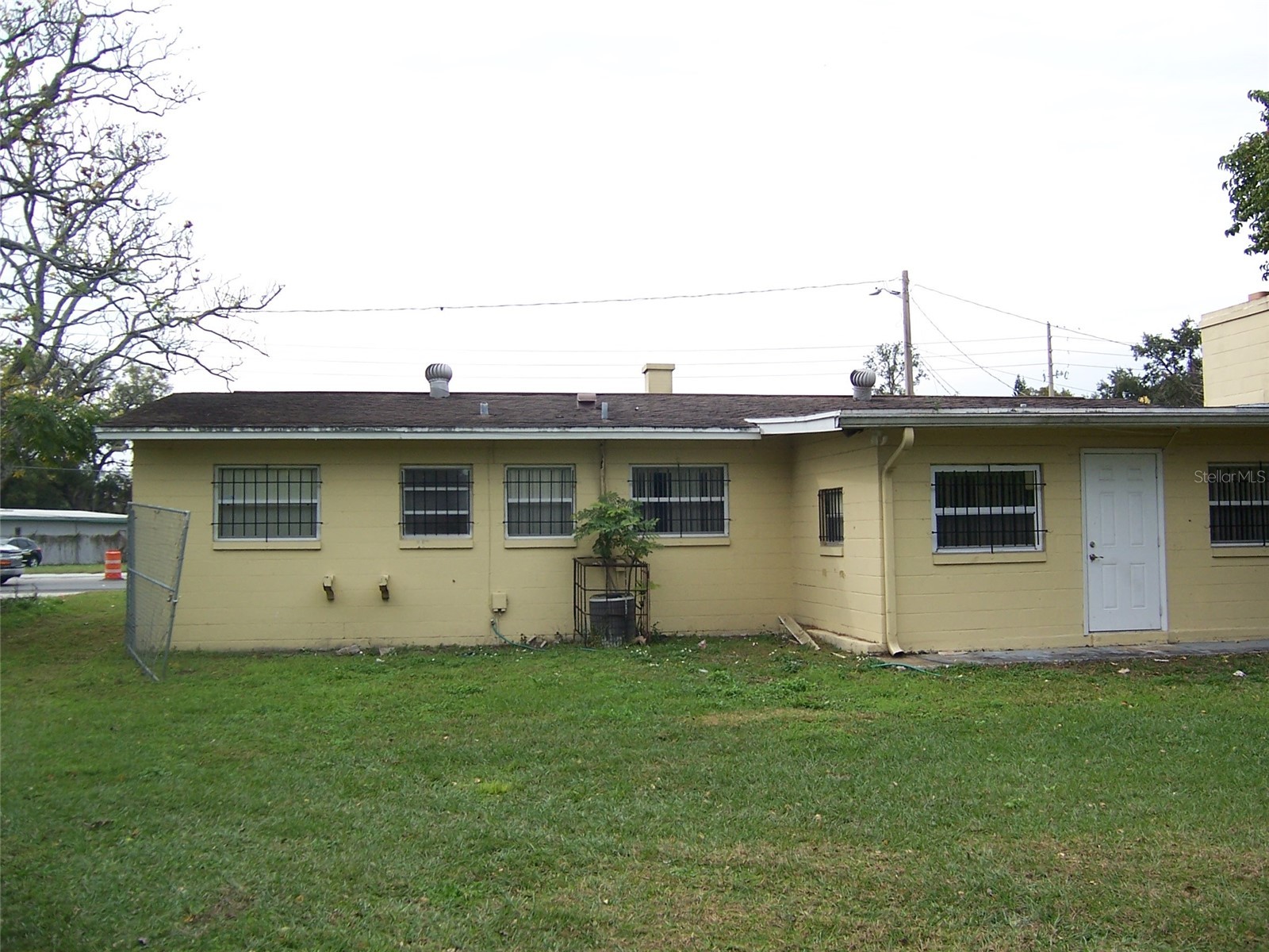 905 N Pine Hills Road Orlando FL 32808 O6399042 image3