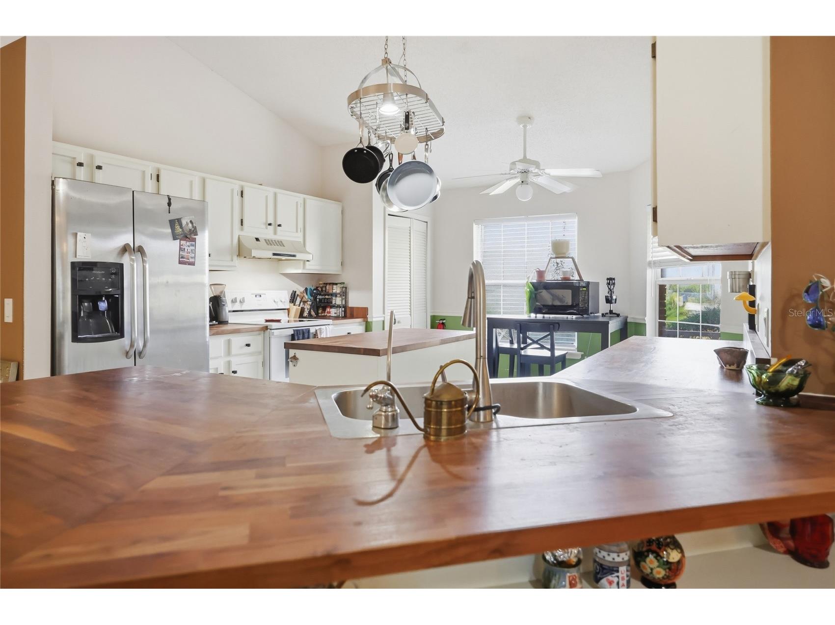905 Northern Oaks Terrace Deland FL 32724 V4946376 image6