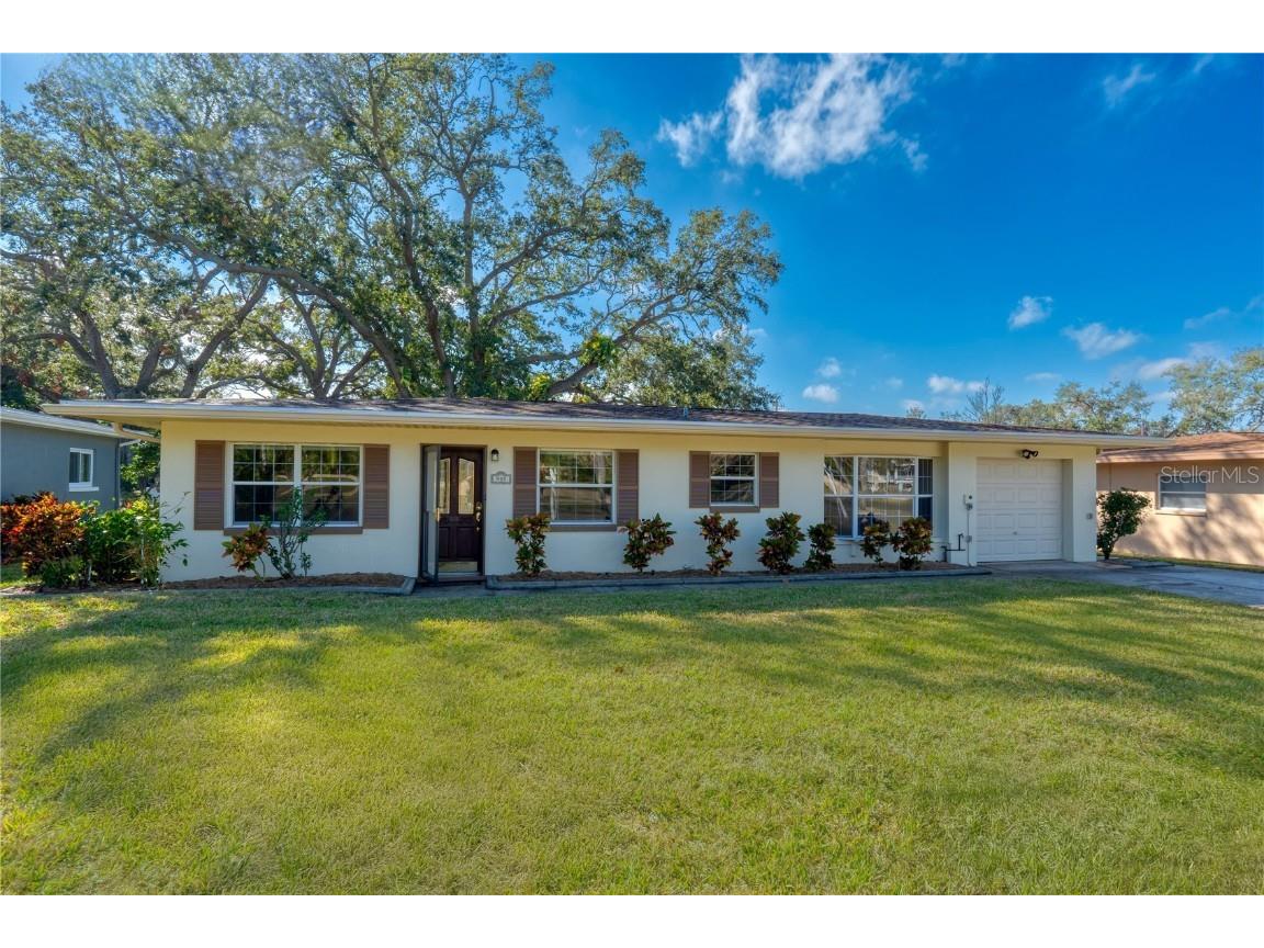 905 Palm Boulevard Dunedin FL 34698 W7872050 image1