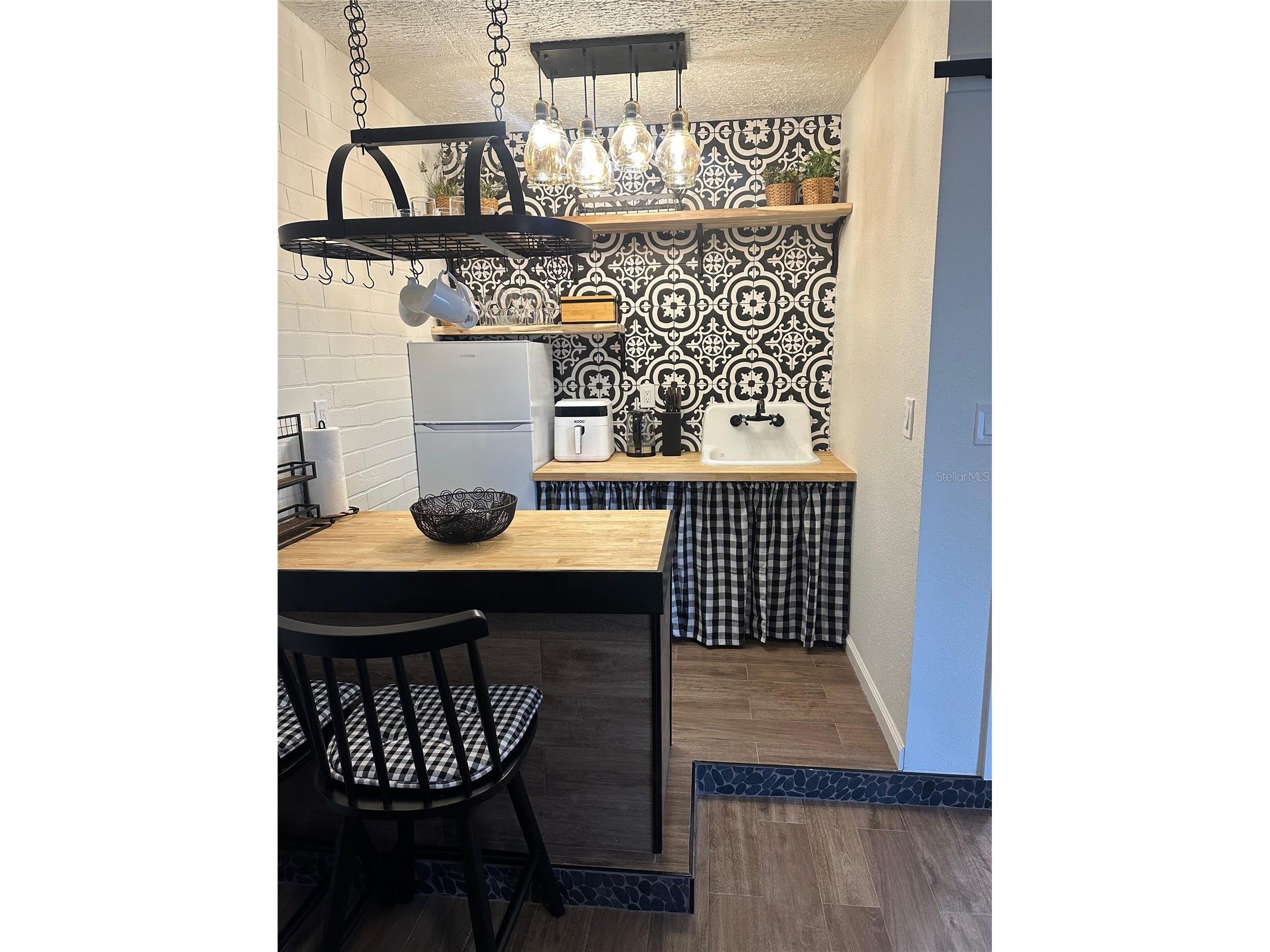 905 Patricia Avenue Dunedin FL 34698 TB8502567 image8
