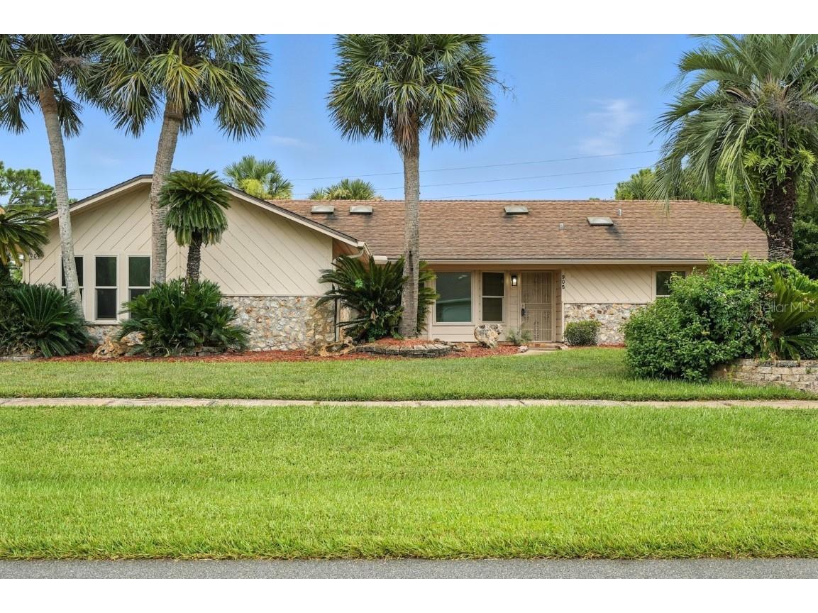 905 Pelican Bay Drive Daytona Beach FL 32119 V4944176 image1