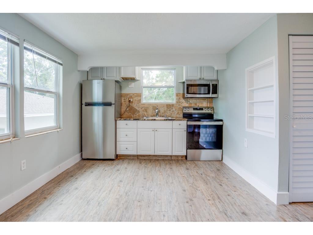 905 Plaza Street Clearwater FL 33755 TB8417255 image40