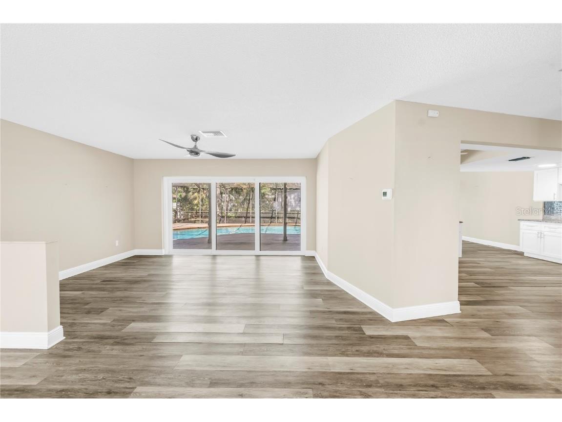905 Serpentine Drive S Saint Petersburg FL 33705 TB8436389 image16