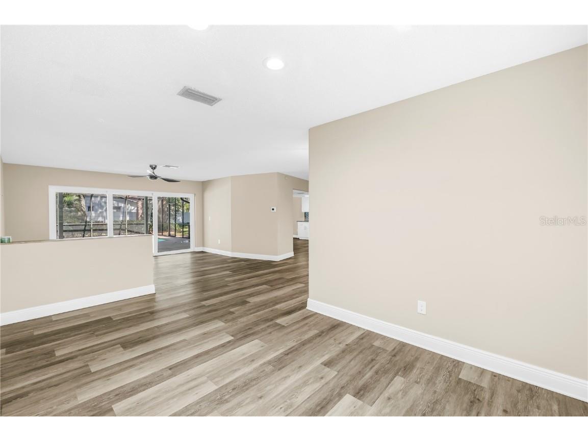 905 Serpentine Drive S Saint Petersburg FL 33705 TB8436389 image19