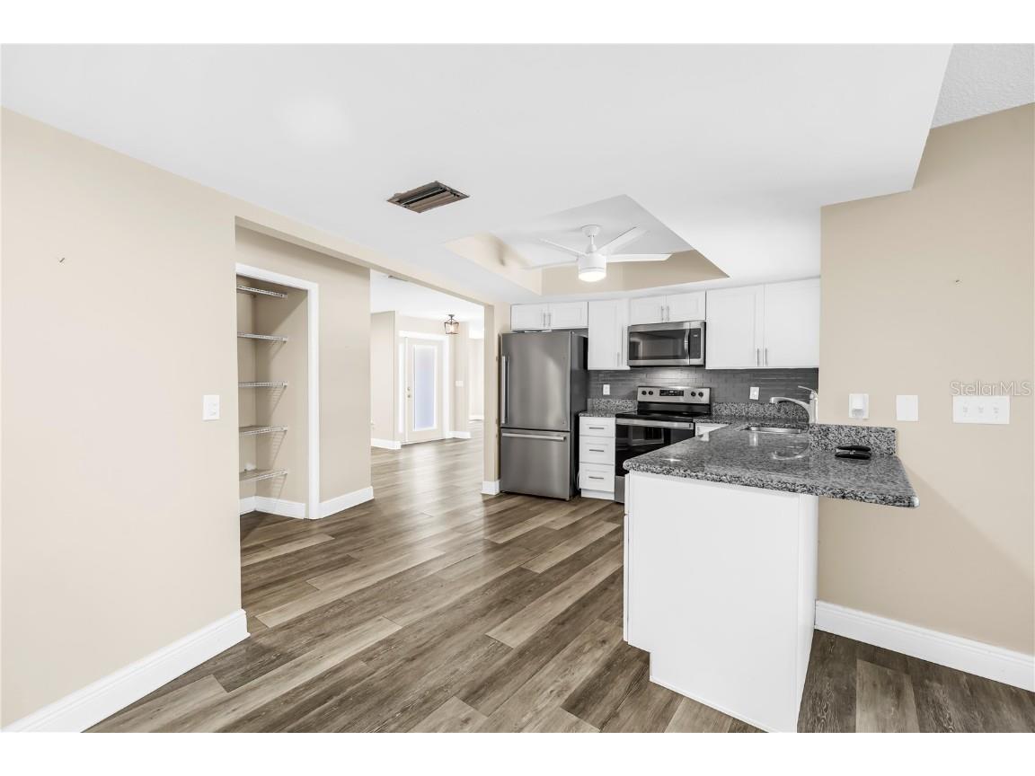 905 Serpentine Drive S Saint Petersburg FL 33705 TB8436389 image29