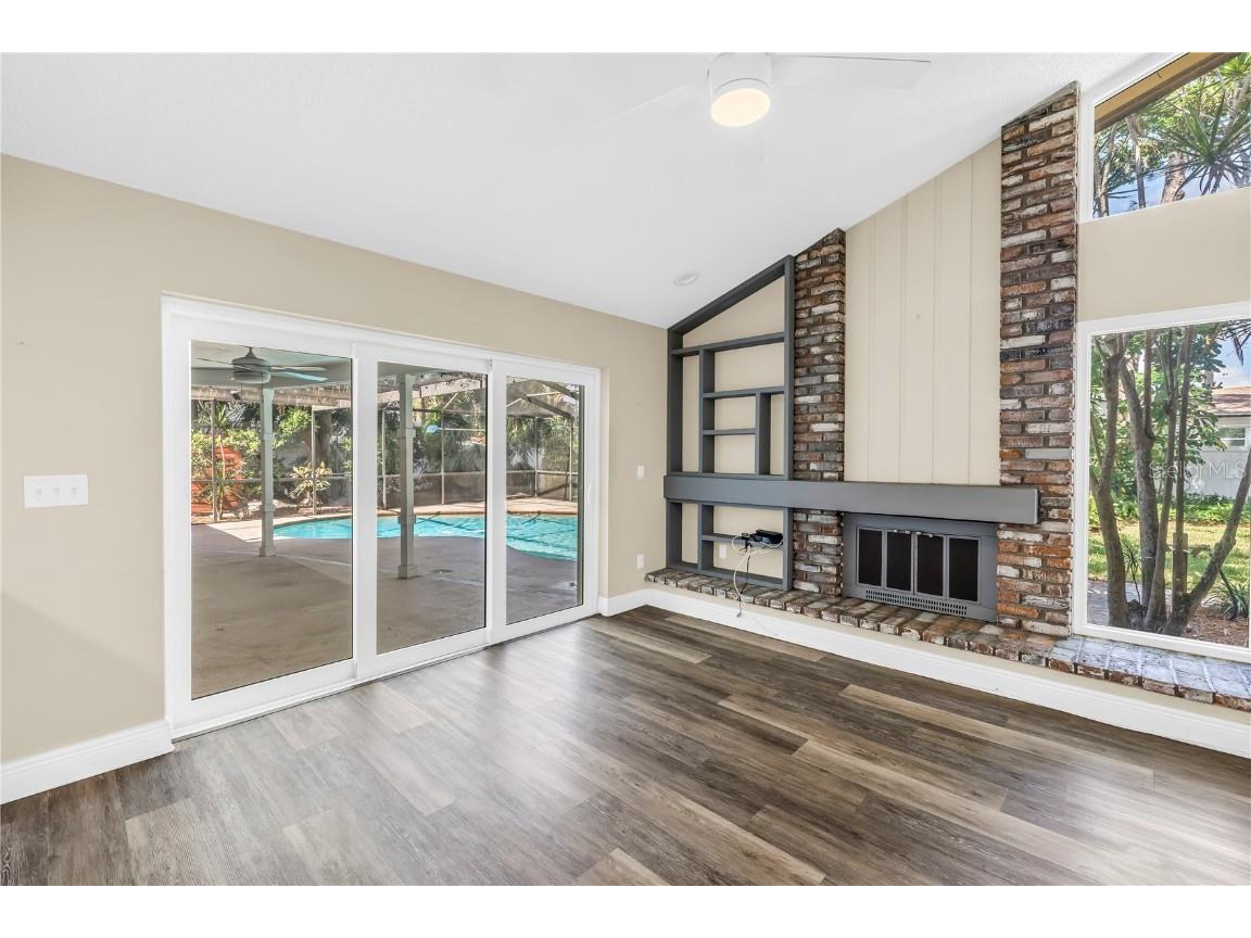 905 Serpentine Drive S Saint Petersburg FL 33705 TB8436389 image30