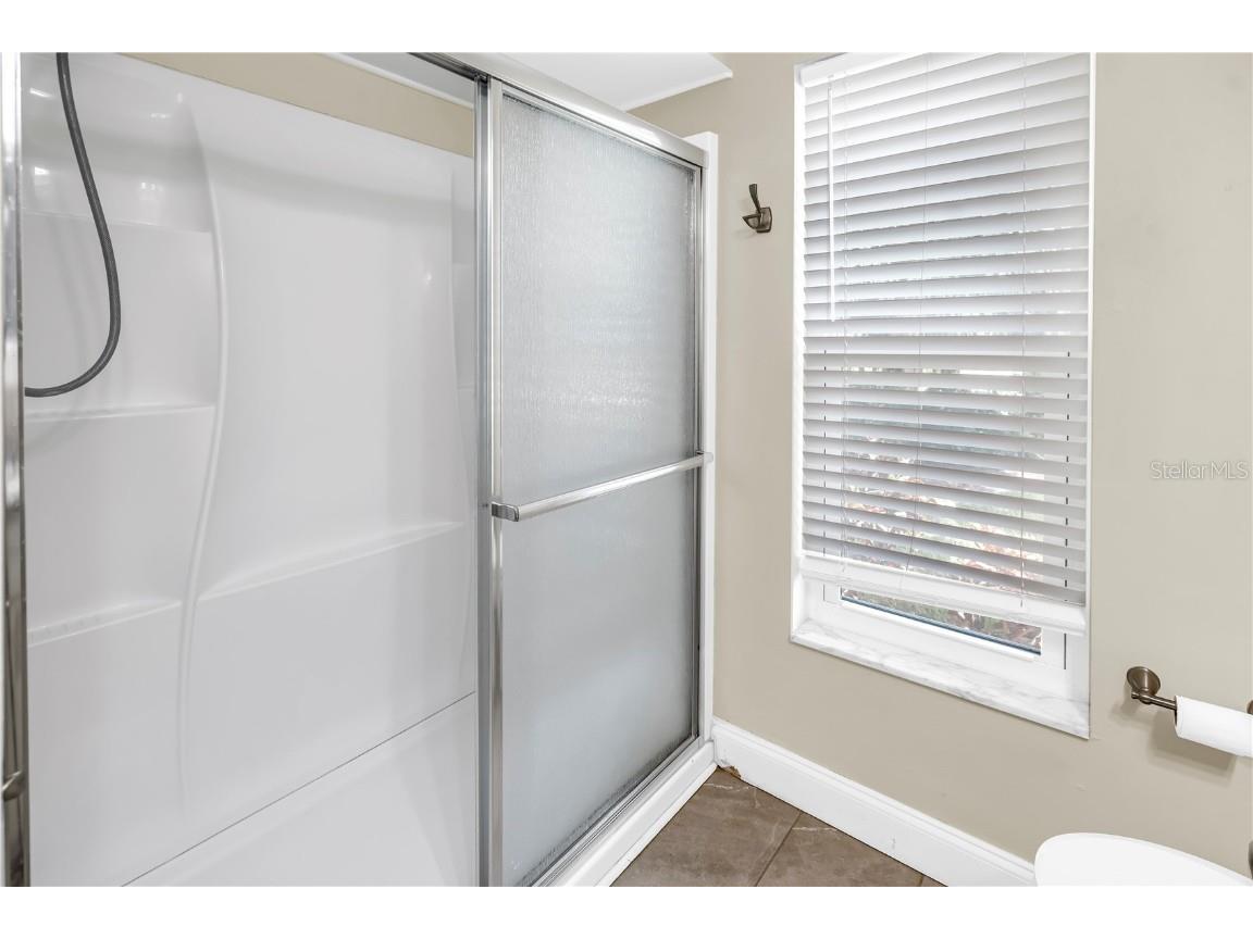 905 Serpentine Drive S Saint Petersburg FL 33705 TB8436389 image39