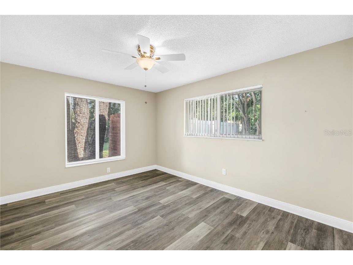 905 Serpentine Drive S Saint Petersburg FL 33705 TB8436389 image40