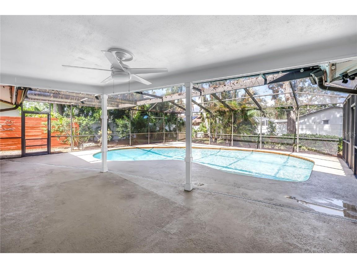 905 Serpentine Drive S Saint Petersburg FL 33705 TB8436389 image50