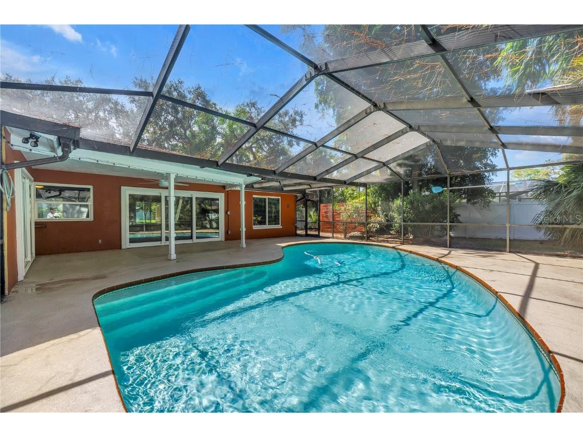 905 Serpentine Drive S Saint Petersburg FL 33705 TB8436389 image54