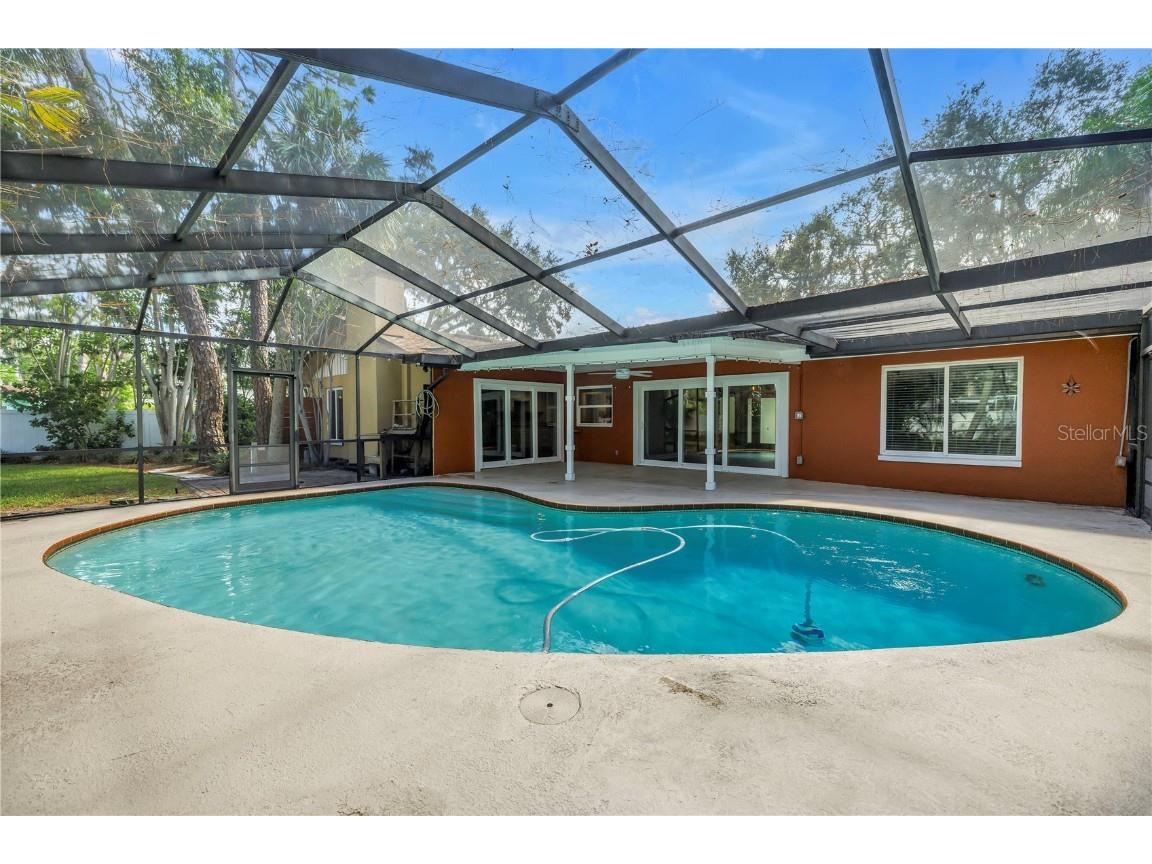 905 Serpentine Drive S Saint Petersburg FL 33705 TB8436389 image55