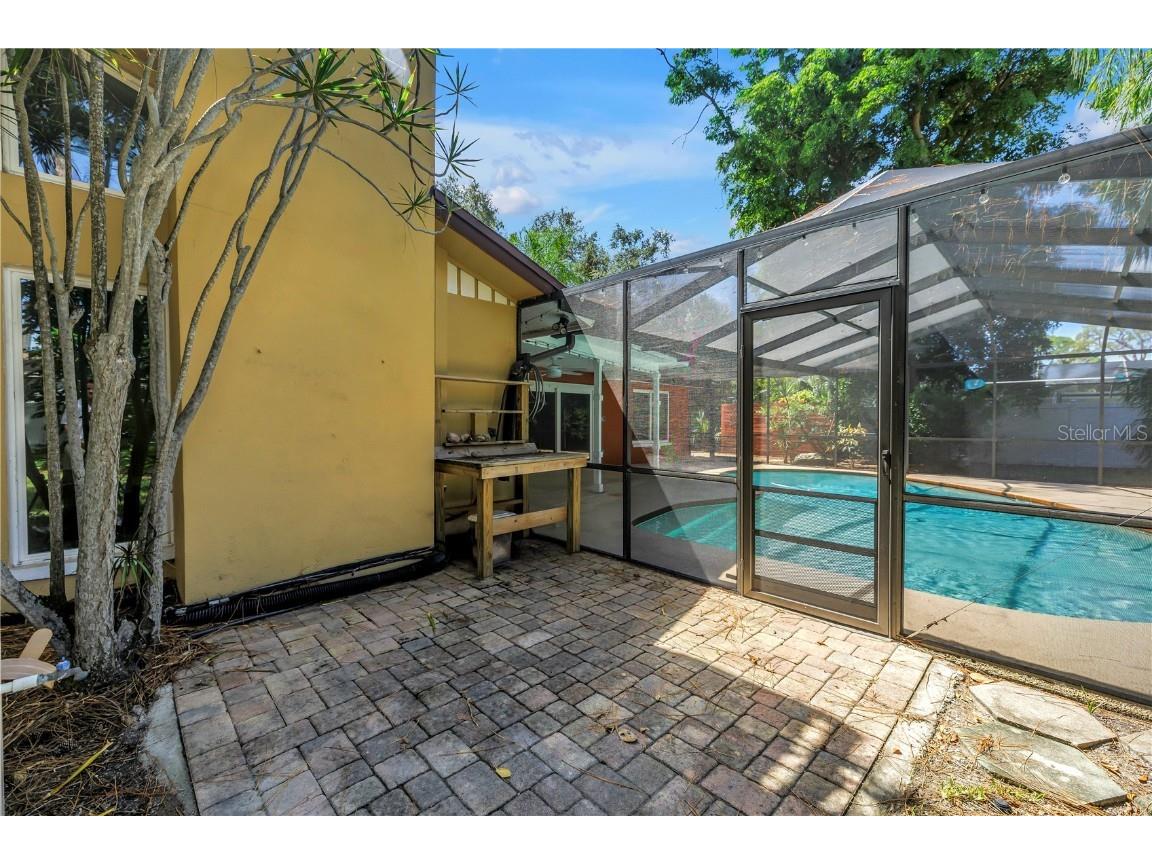 905 Serpentine Drive S Saint Petersburg FL 33705 TB8436389 image59