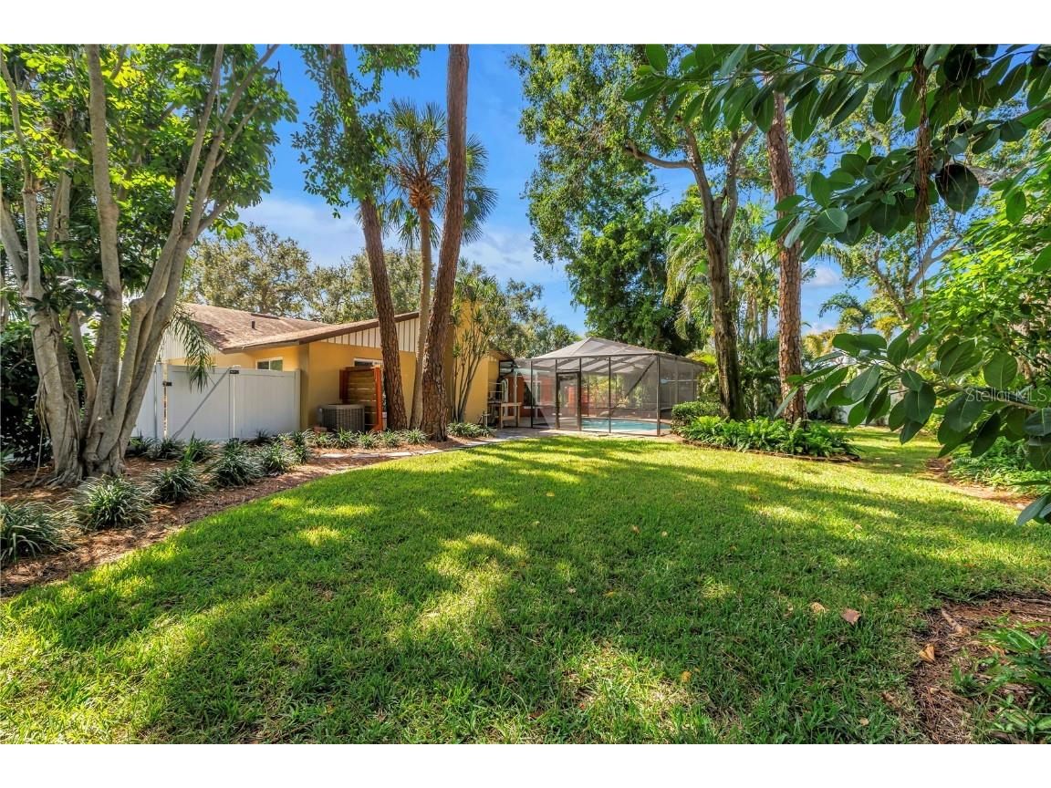 905 Serpentine Drive S Saint Petersburg FL 33705 TB8436389 image61