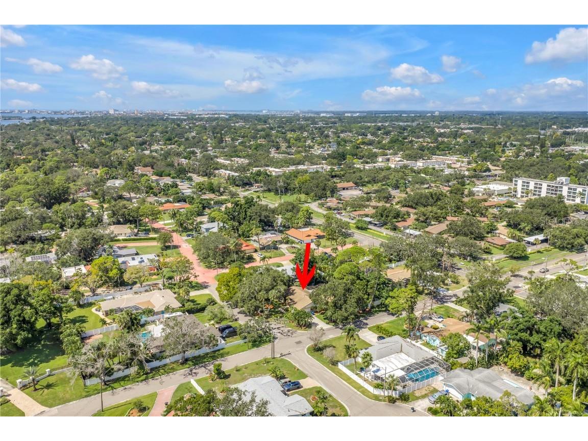 905 Serpentine Drive S Saint Petersburg FL 33705 TB8436389 image72