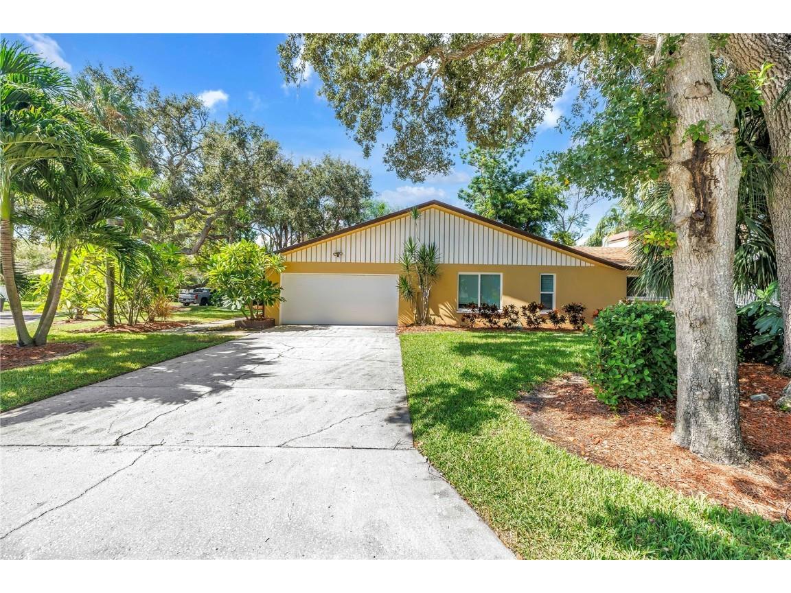 905 Serpentine Drive S Saint Petersburg FL 33705 TB8436389 image8