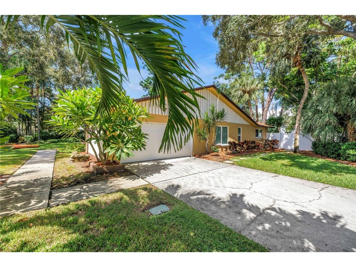 905 Serpentine Drive S Saint Petersburg FL 33705 TB8436389 image9