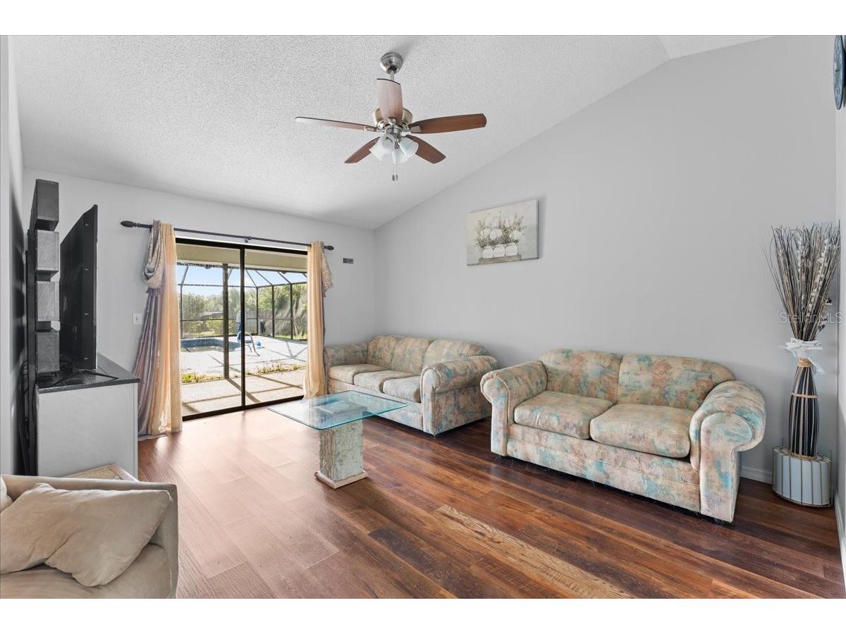 905 Stratford Manor Drive Brandon FL 33510 TB8491880 image4