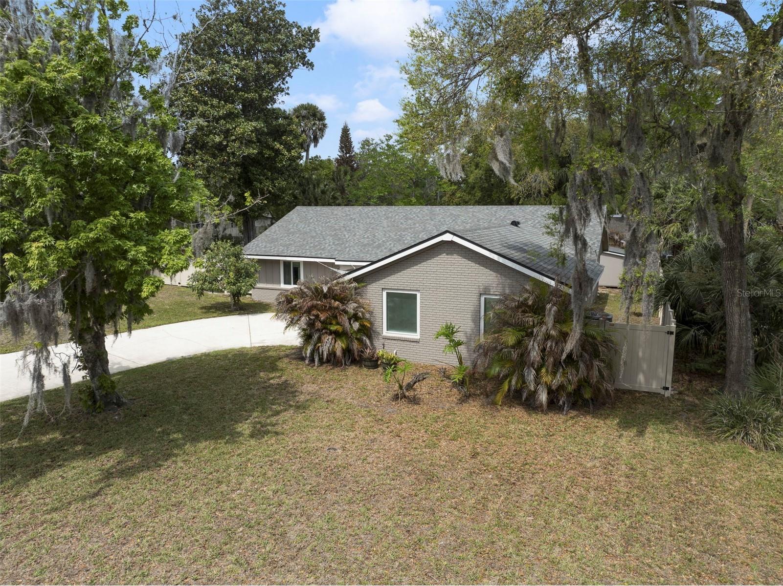 905 Willow Run Ormond Beach FL 32174 O6391349 image2
