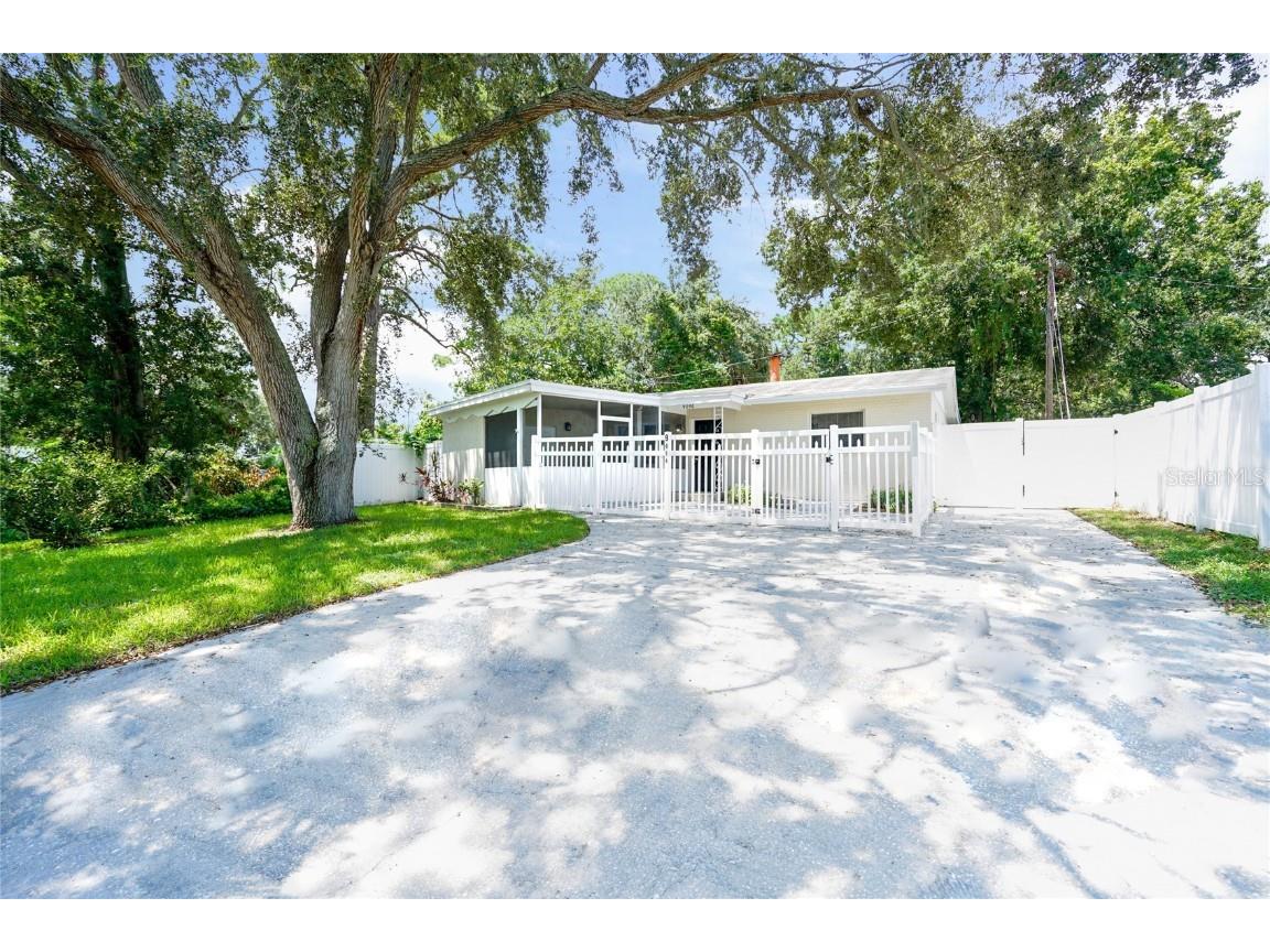 9050 50th Street N Pinellas Park FL 33782 U8253397 image1