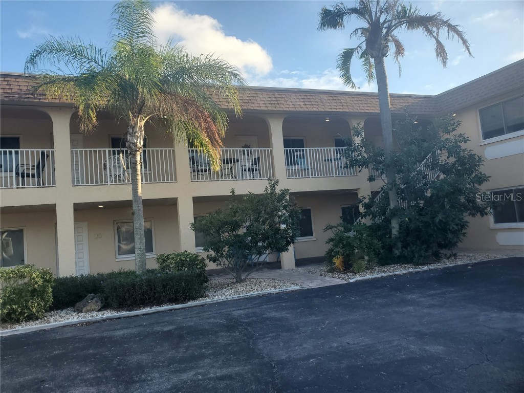 9050 Blind Pass Road #4 Saint Pete Beach FL 33706 U8221745 image1