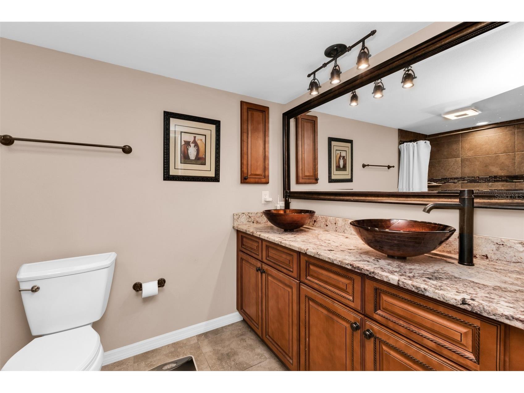 9050 Midnight Pass Road #1 Sarasota FL 34242 - BLIND PASS C7527984 image17