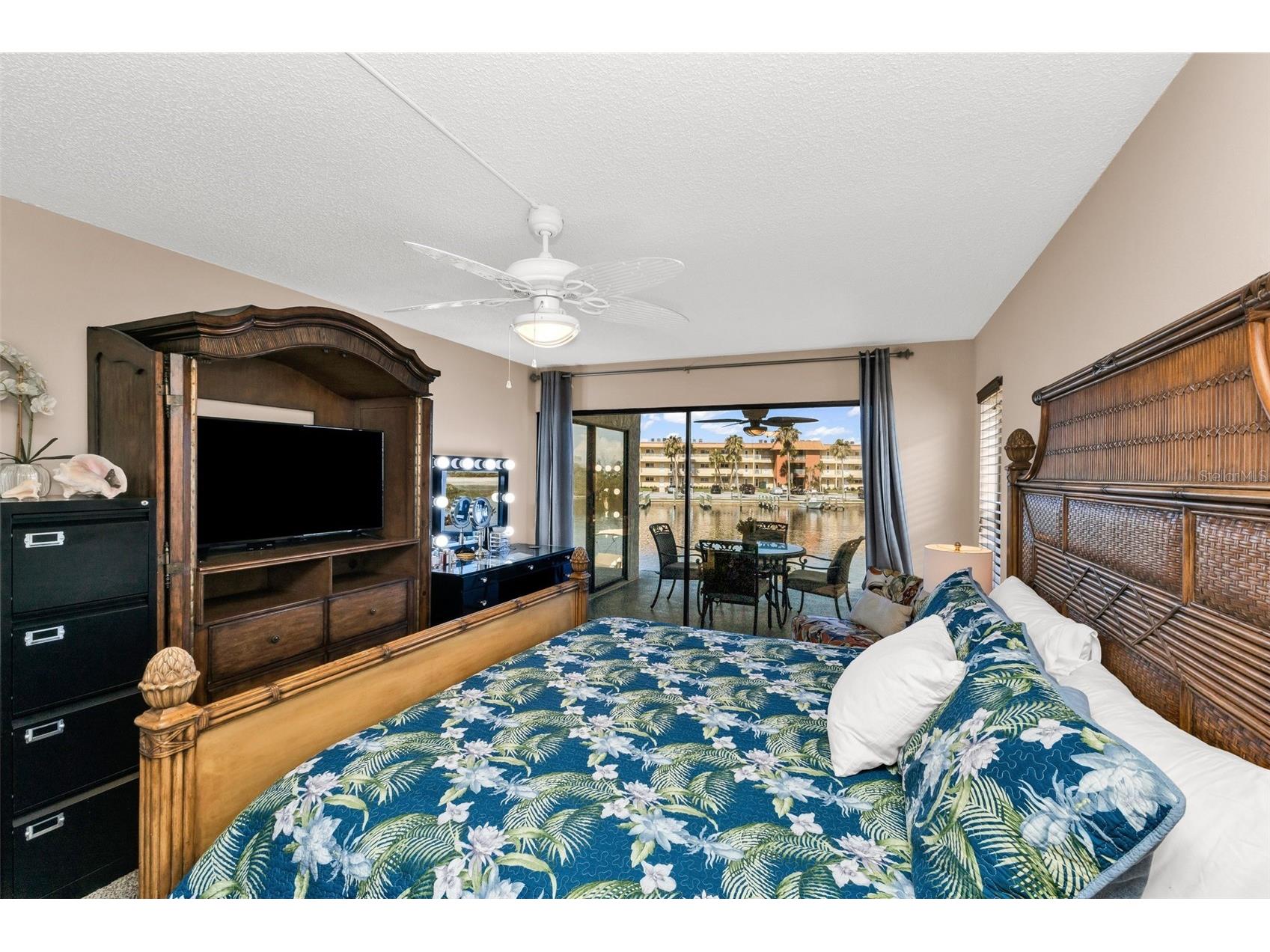 9050 Midnight Pass Road #1 Sarasota FL 34242 - BLIND PASS C7527984 image22