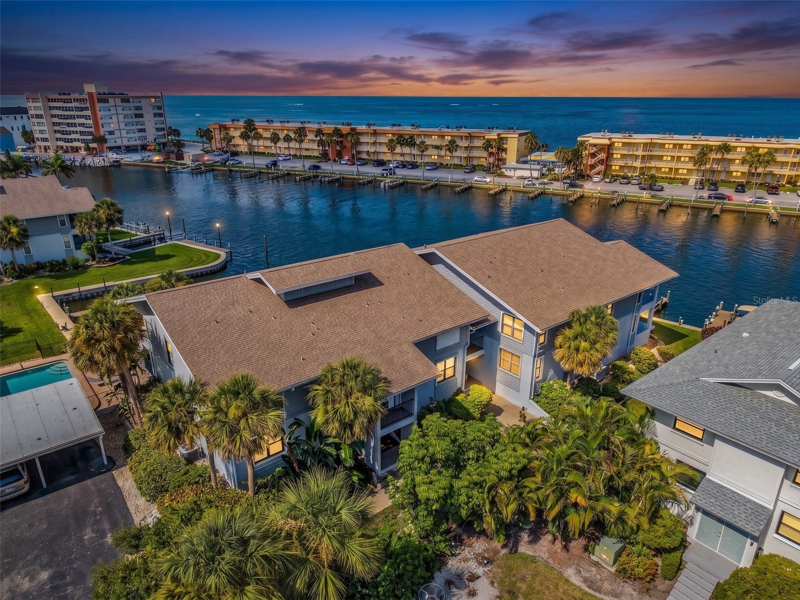 9050 Midnight Pass Road #1 Sarasota FL 34242 - BLIND PASS C7527984 image32