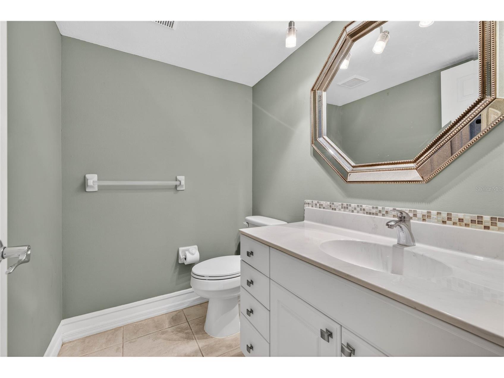 9050 Park Boulevard #7 Seminole FL 33777 TB8517997 image12