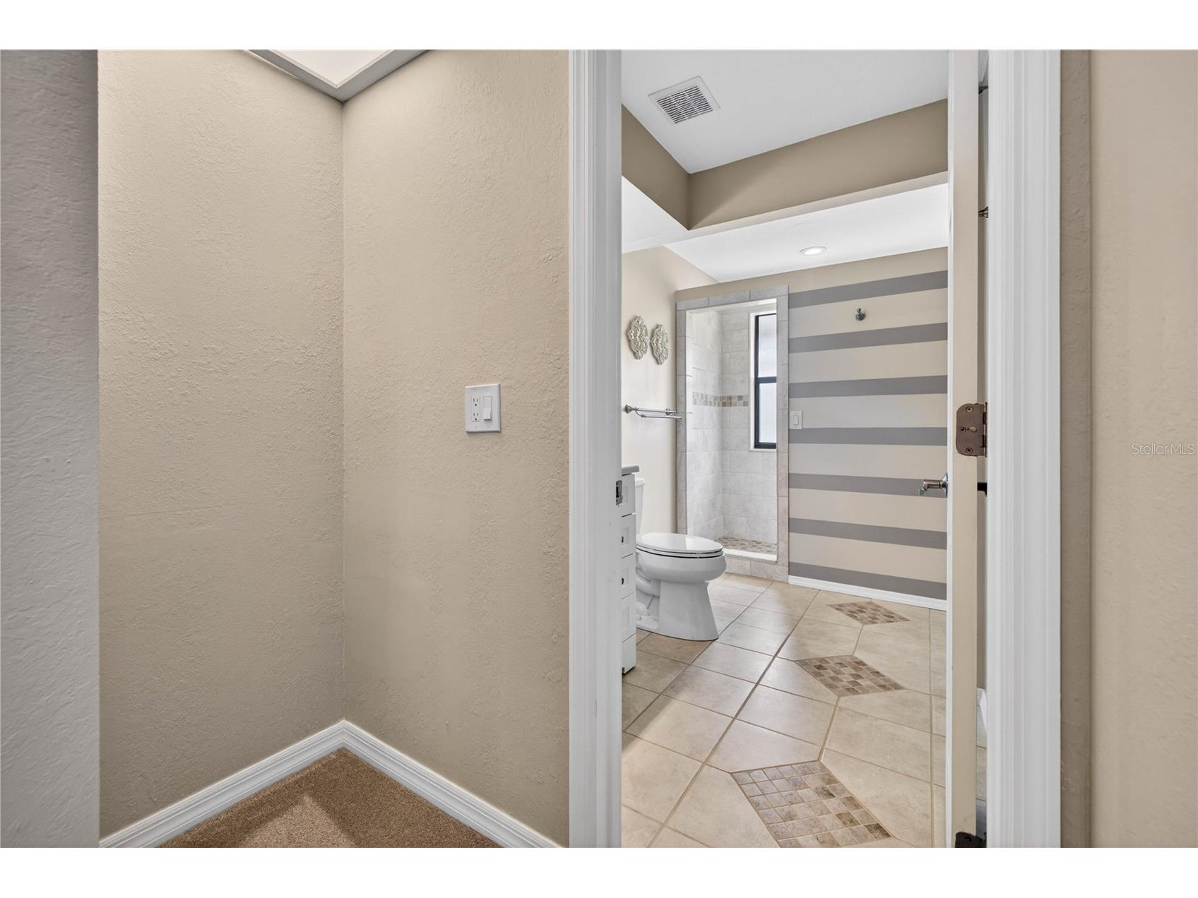 9050 Park Boulevard #7 Seminole FL 33777 TB8517997 image19