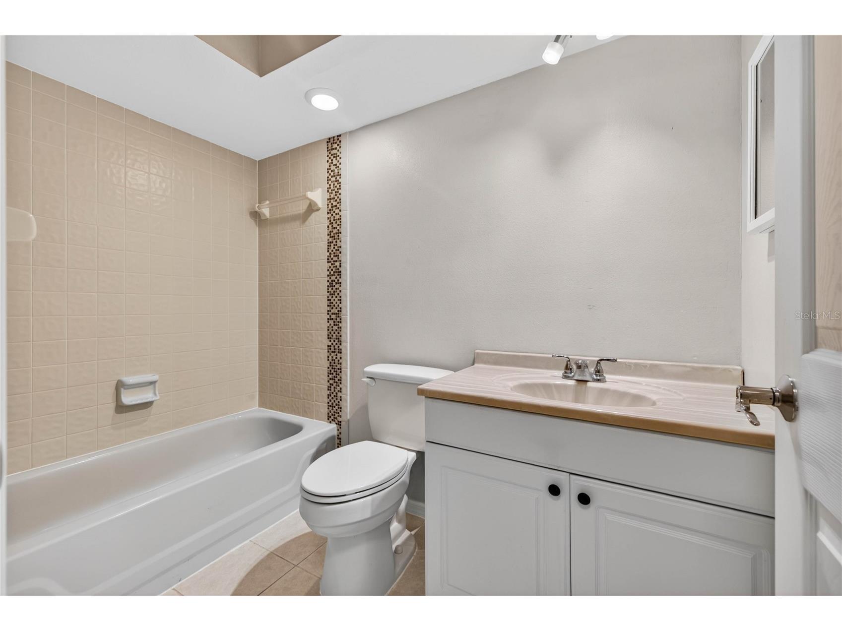 9050 Park Boulevard #7 Seminole FL 33777 TB8517997 image24