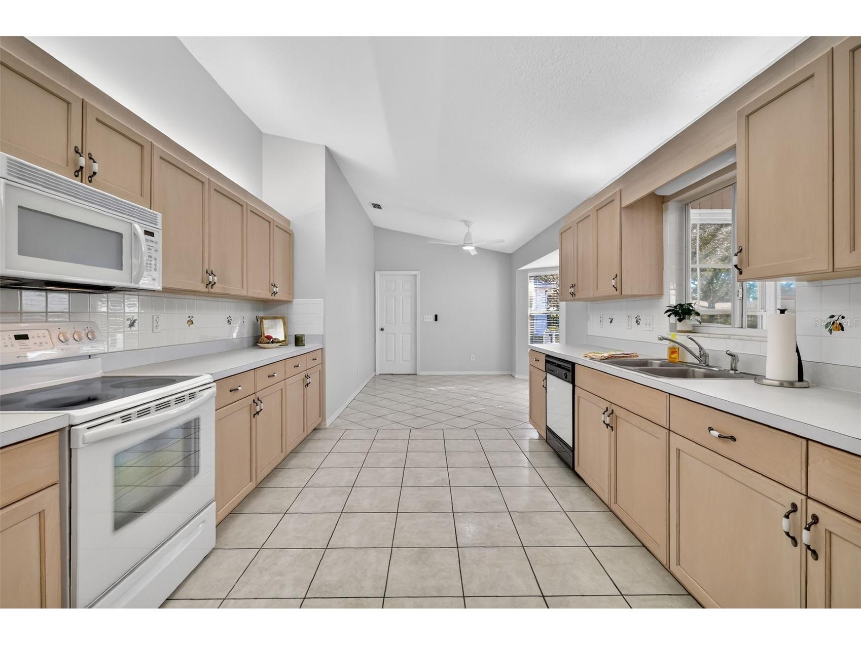 9050 SE 135th Loop Summerfield FL 34491 OM717715 image14