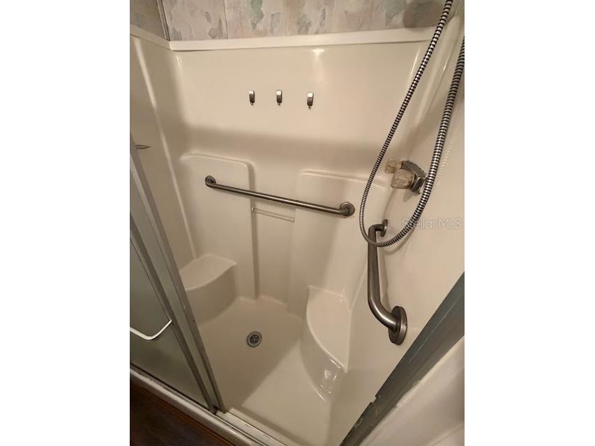 9050 SE 196th Terrace Ocklawaha FL 32179 OM727707 image16