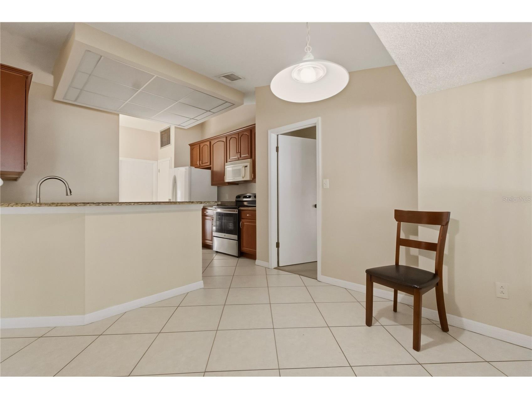 9050 Stockton Court Orlando FL 32817 O6412264 image14