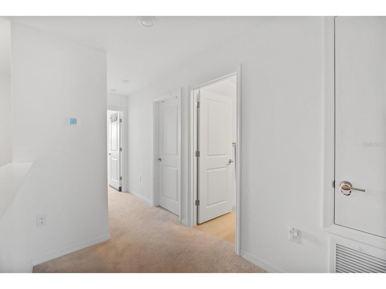 9052 Driven Snow Street Sarasota FL 34241 TB8464504 image10
