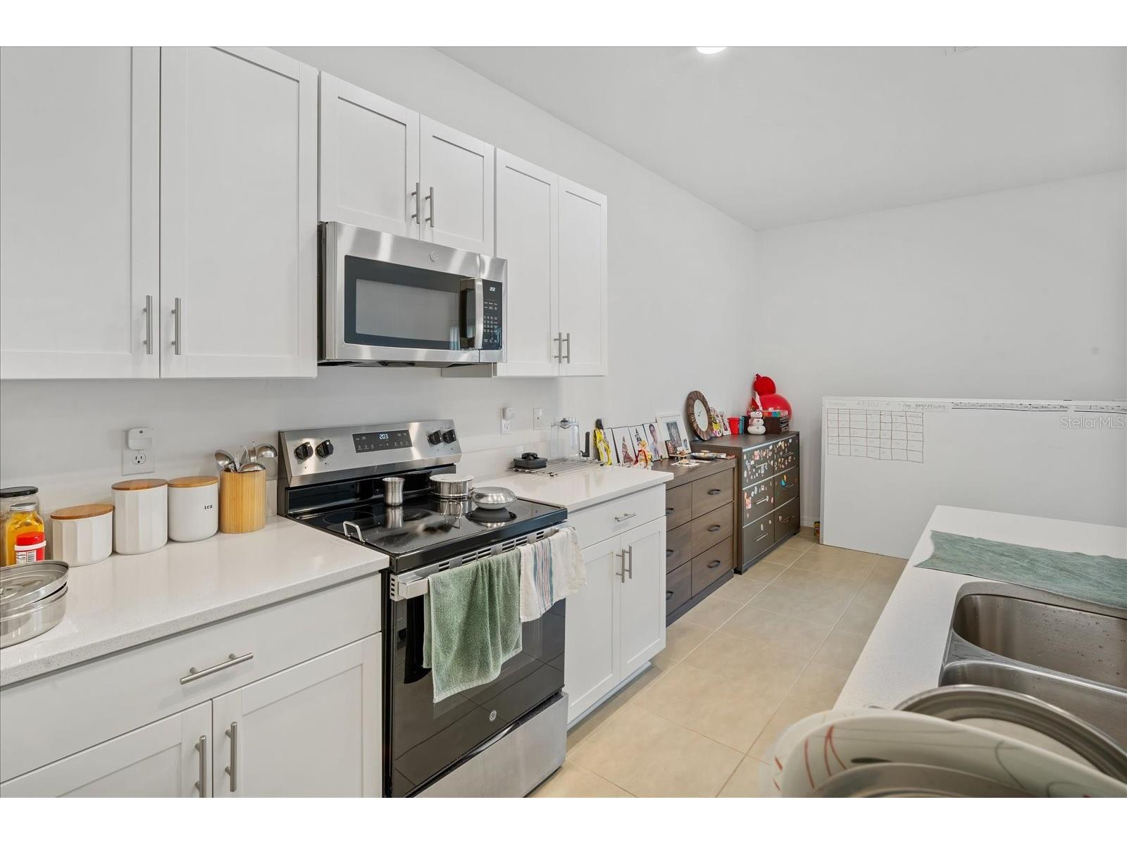 9052 Driven Snow Street Sarasota FL 34241 TB8464504 image4