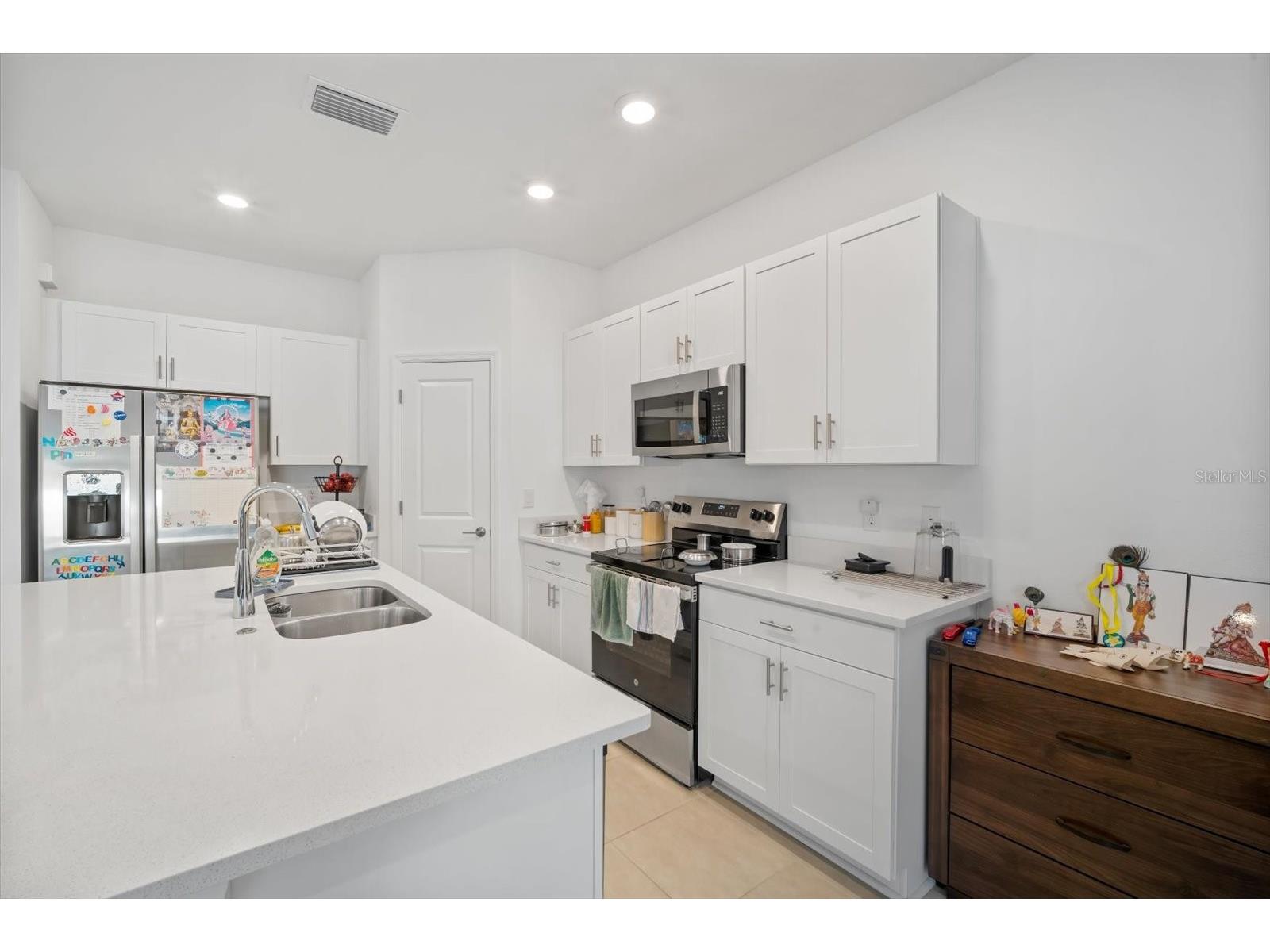 9052 Driven Snow Street Sarasota FL 34241 TB8464504 image5