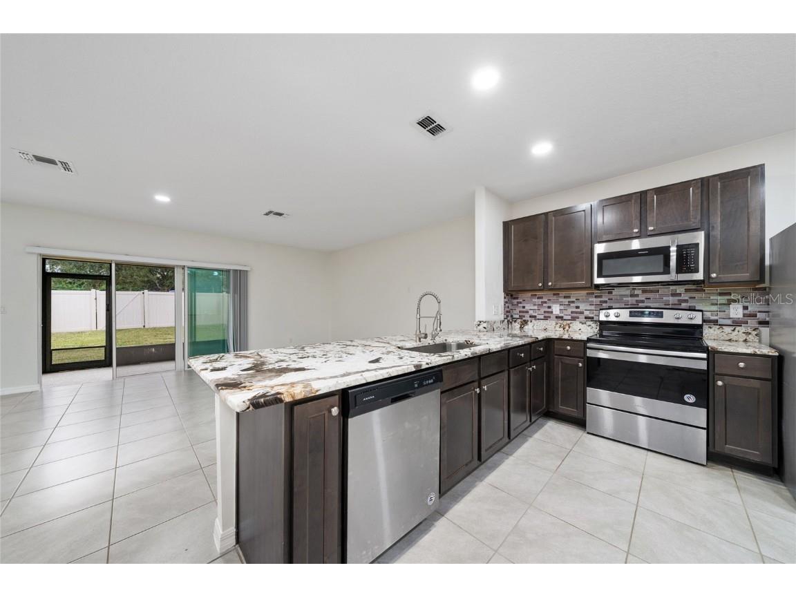 9052 Wildflower Lane Kissimmee FL 34747 S5138207 image4